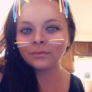 Meet your Posher, Brittney